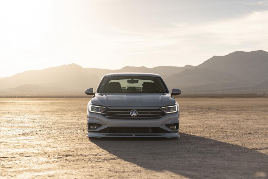  Volkswagen Jetta S by Jamie Orr 2018 года  (фото 12 из 22)